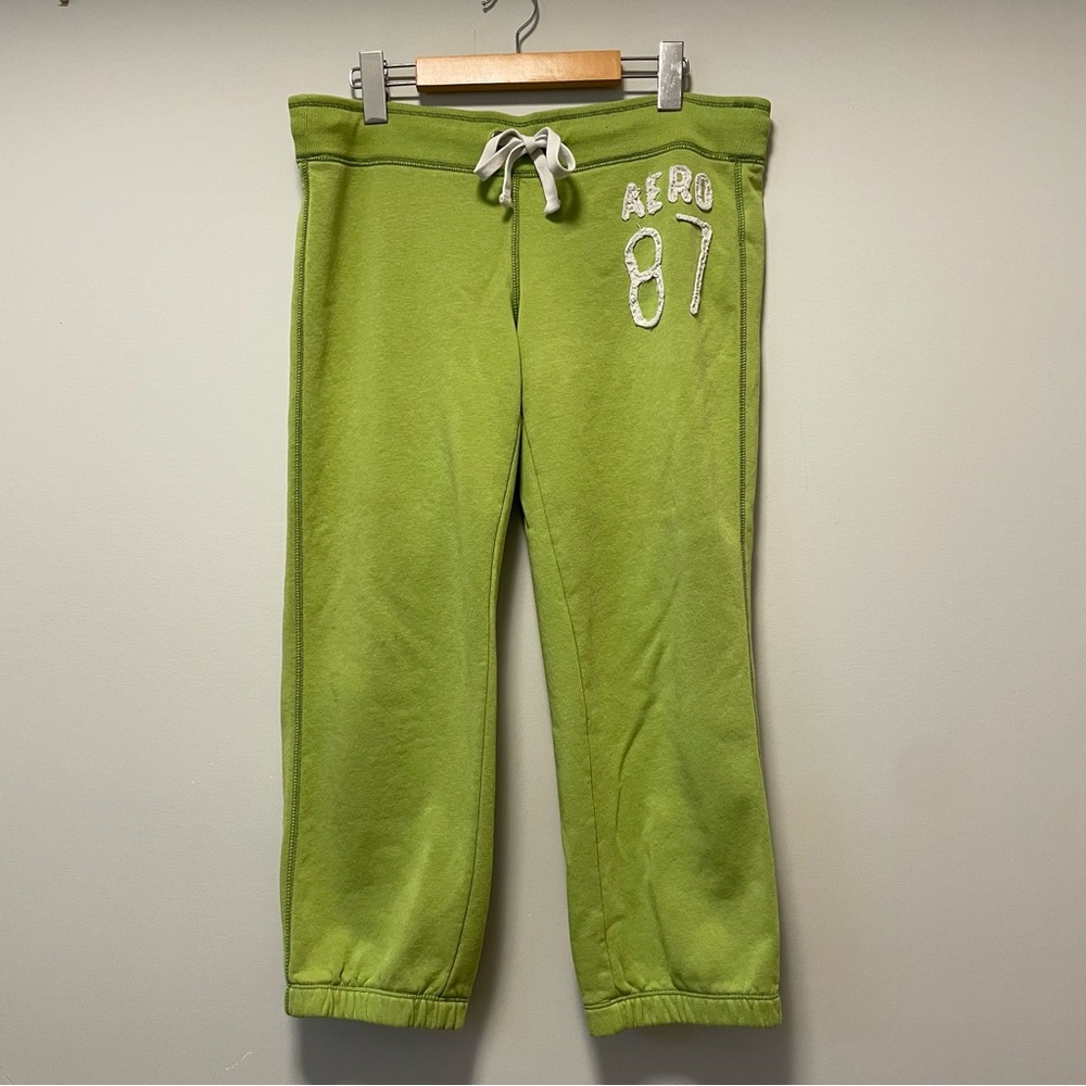 Aeropostale capris sweats